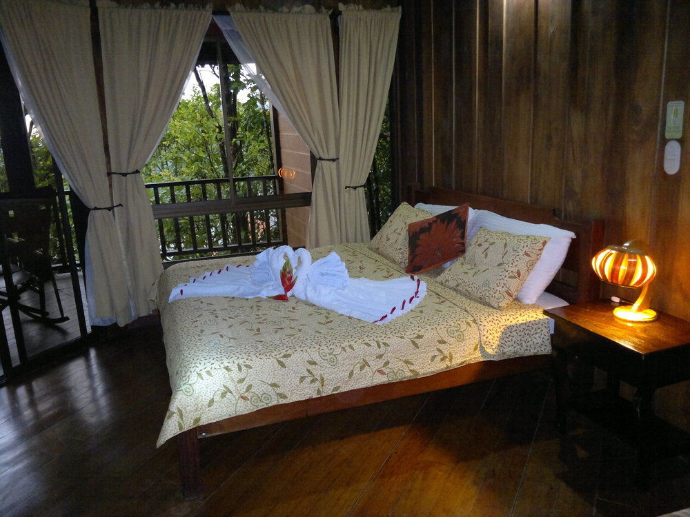 Heliconias Rainforest Lodge บิฆากัว ภายนอก รูปภาพ